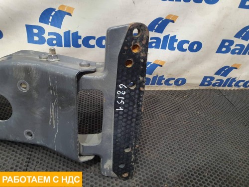 Кронштейн крепления передней рессоры левый